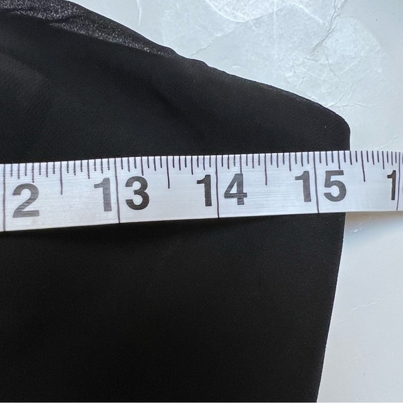 Milano Formals Strapless Semi-Sweetheart Pleated Short Party Dress Black Size 2 - Picture 6 of 9